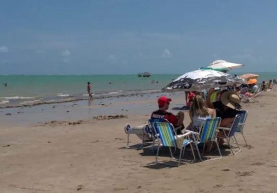 Praia poluida 