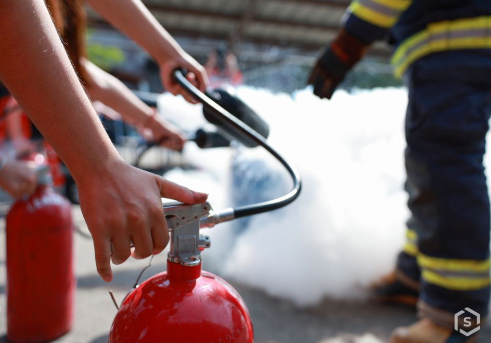 Bebê morre em incêndio provocado pela irmã em SP